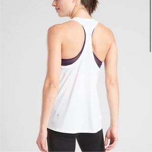Athleta ultimate train tank. Excellent condition.